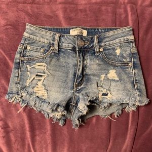 Harmony Havic Ripped Jean Shorts Jorts Medium Wash